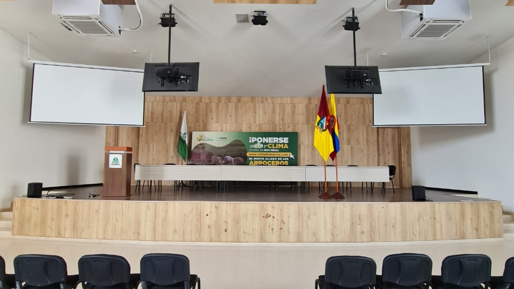 Ideaarq_2024_Pagina_Web_Proyectos_Acustica_Auditorio-Espinal_Imagen-2
